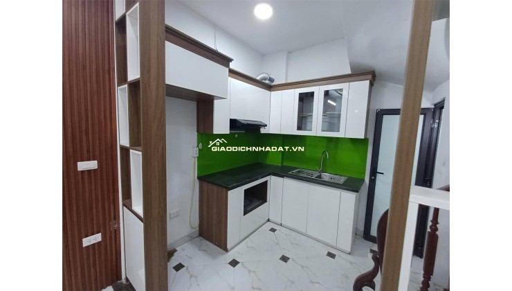 BÁN NHÀ PHÚC LỢI 5 TẦNG 3 NGỦ MẶT TIỀN 5M Ô TÔ GẦN 5,9 TỶ